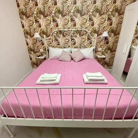 B&B Carme เนเปิลส์ ภายนอก รูปภาพ