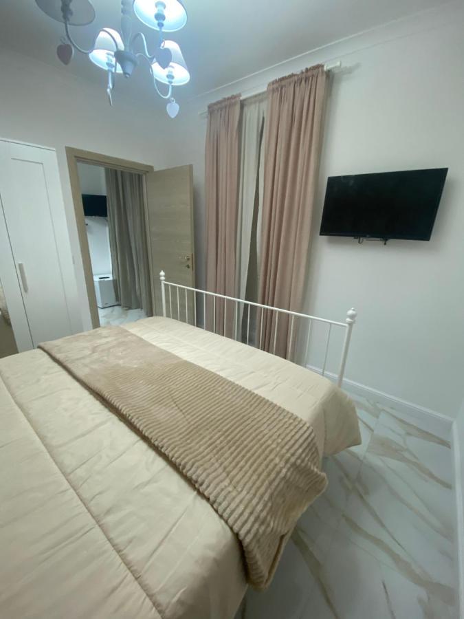 B&B Carme เนเปิลส์ ภายนอก รูปภาพ