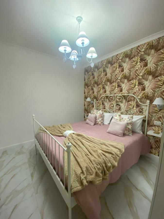 B&B Carme เนเปิลส์ ภายนอก รูปภาพ